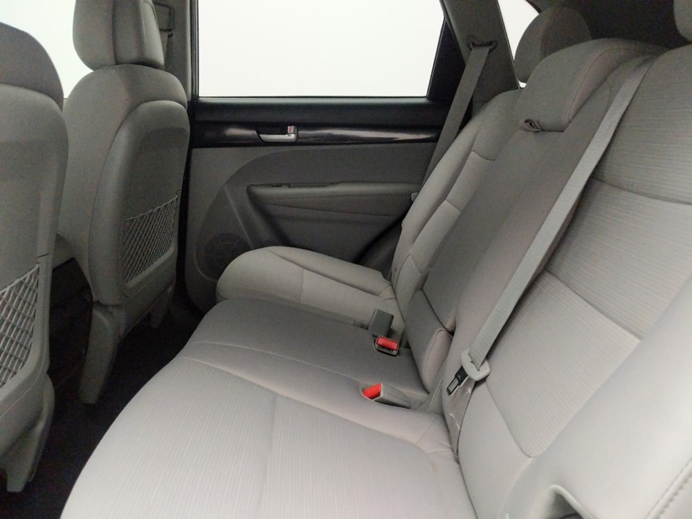 2015 Kia Sorento - Driver Rear Seat