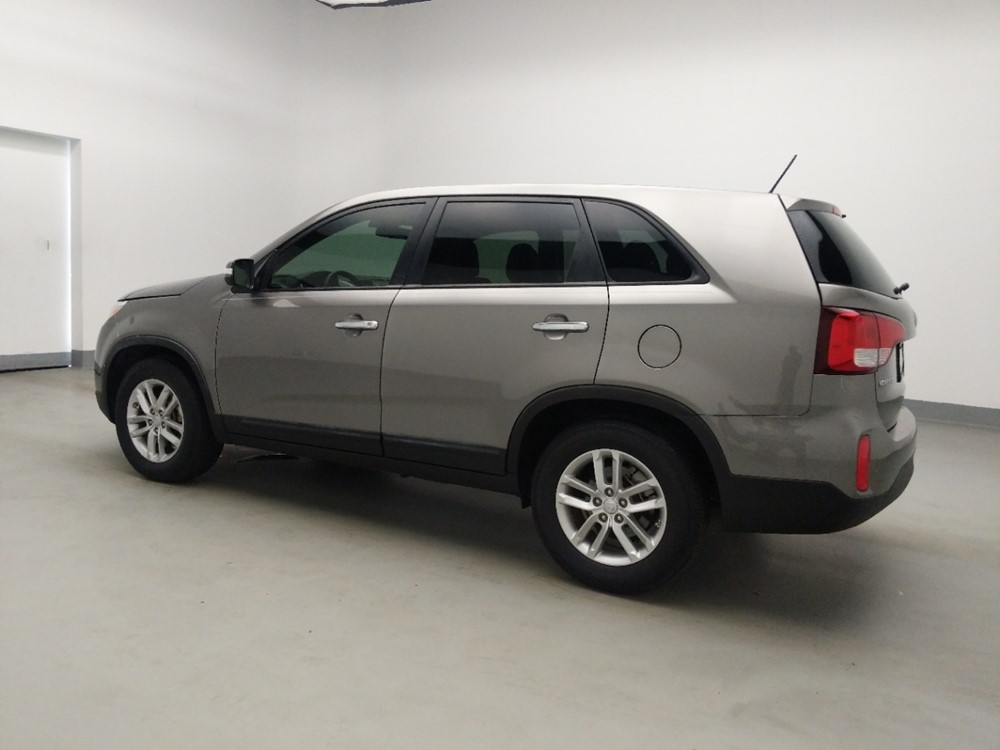2015 Kia Sorento - Driver Rear Side