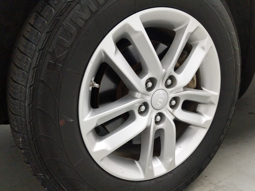 2015 Kia Sorento - Wheel