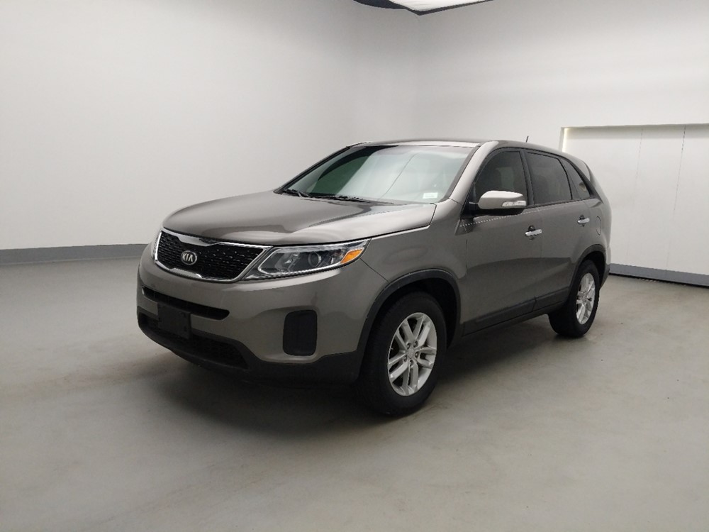 2015 Kia Sorento - Driver Front Bumper