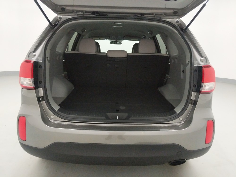 2015 Kia Sorento - Trunk