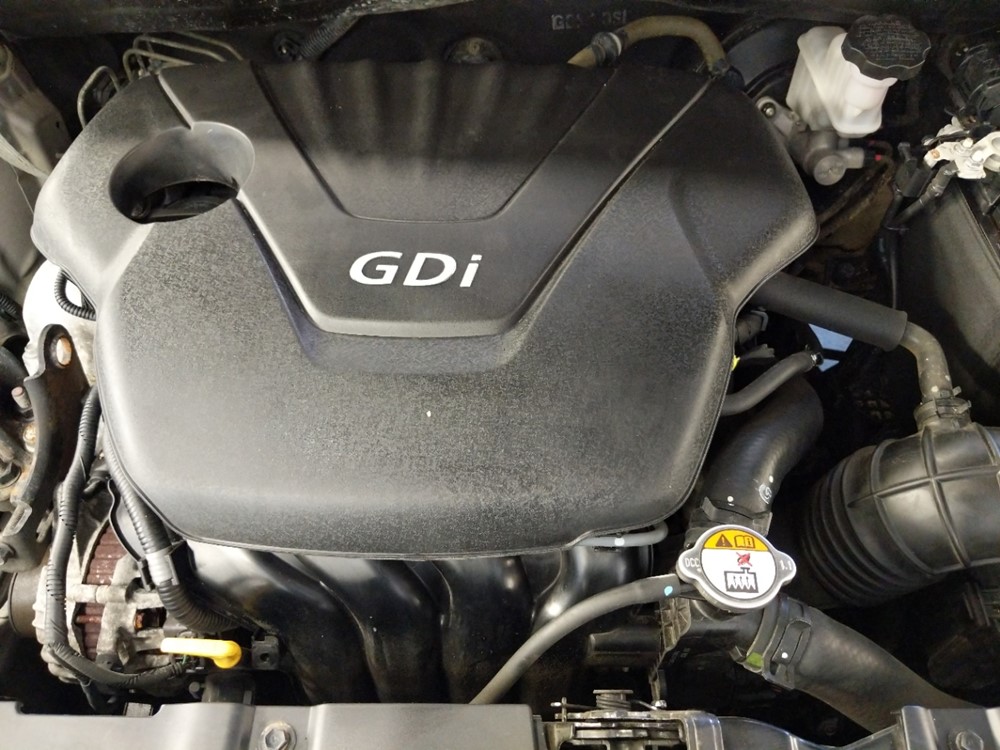 2013 Hyundai Accent - Engine