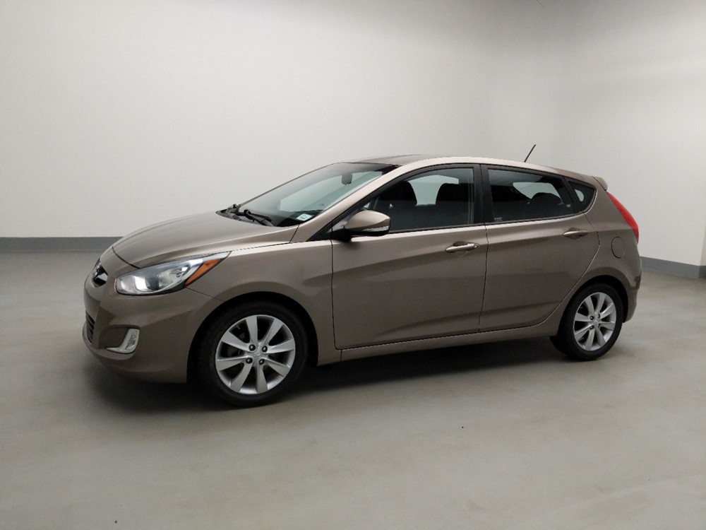 2013 Hyundai Accent - Driver Front Side