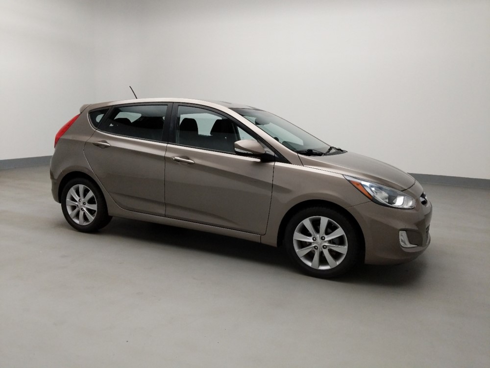 2013 Hyundai Accent - Passenger Front Side