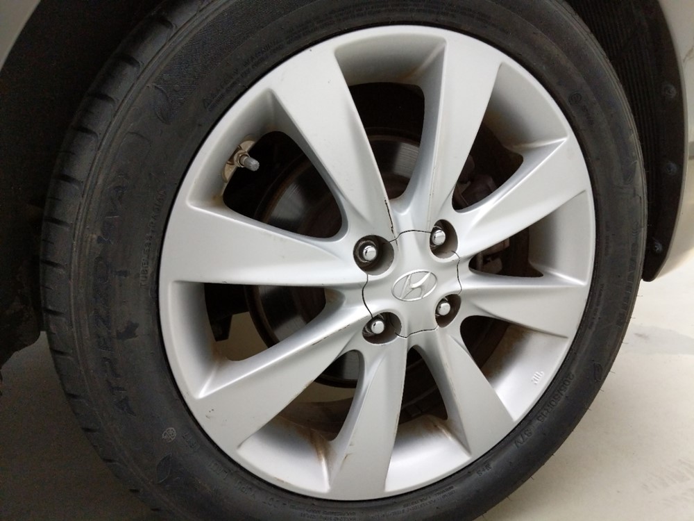 2013 Hyundai Accent - Wheel