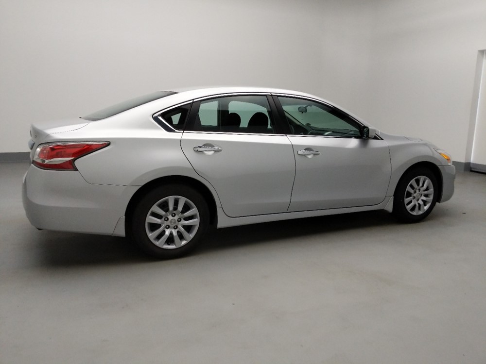 2015 Nissan Altima - Passenger Rear Side