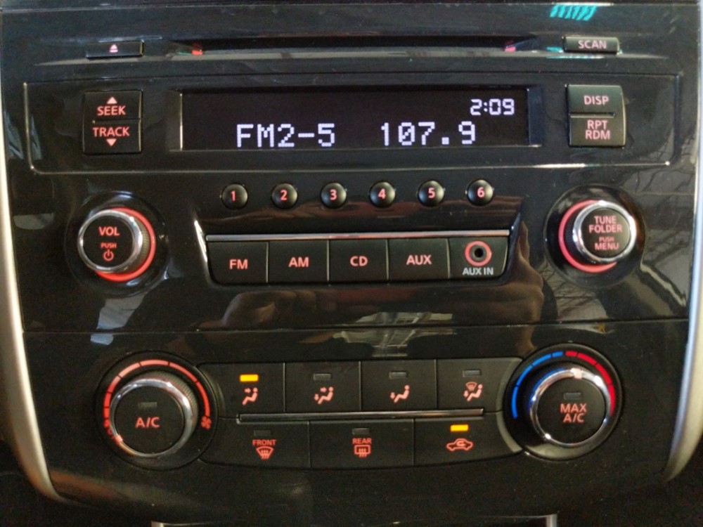 2015 Nissan Altima - Stereo Package