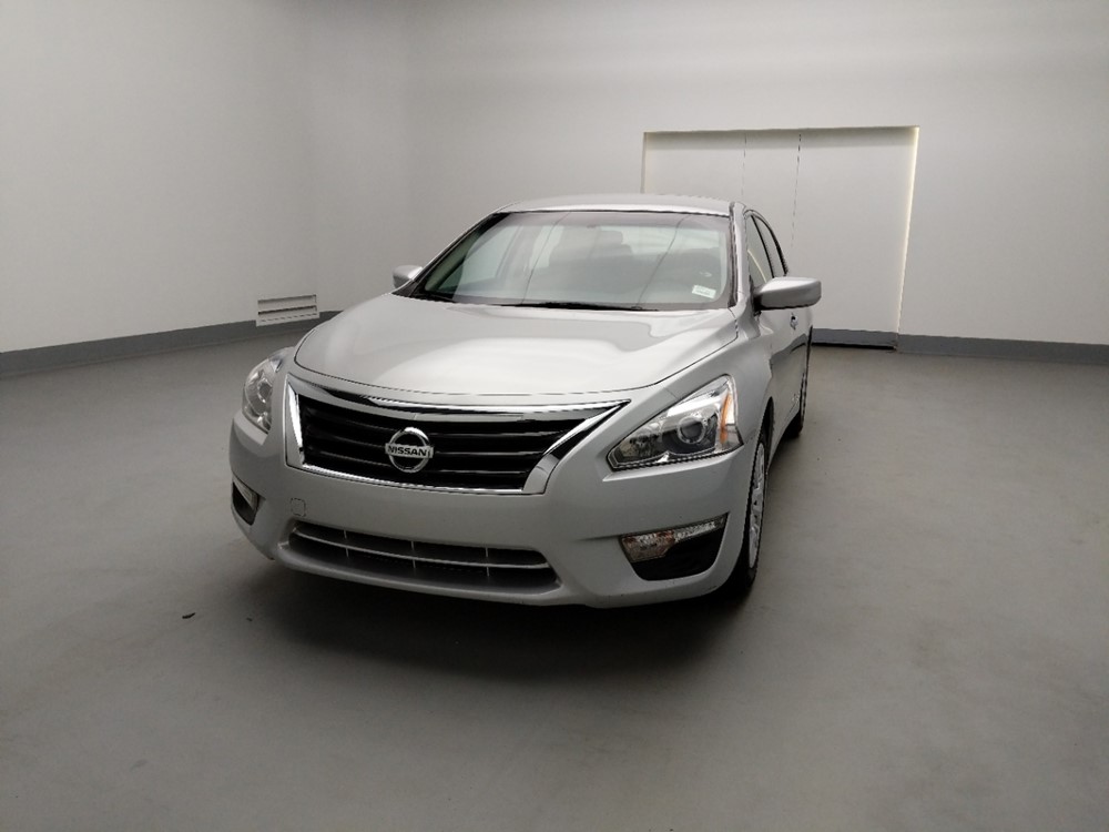 2015 Nissan Altima - Driver Front Hood