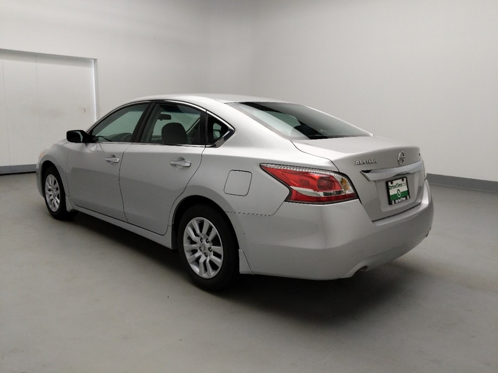 2015 Nissan Altima - Driver Rear Bumper