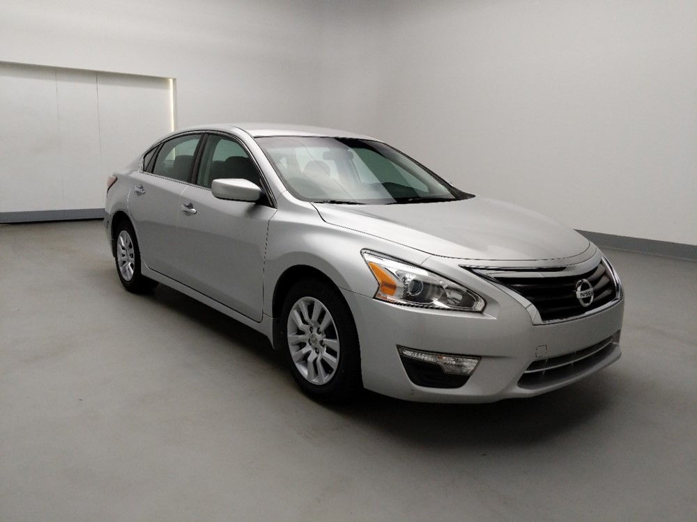 2015 Nissan Altima - Driver Front Bumper