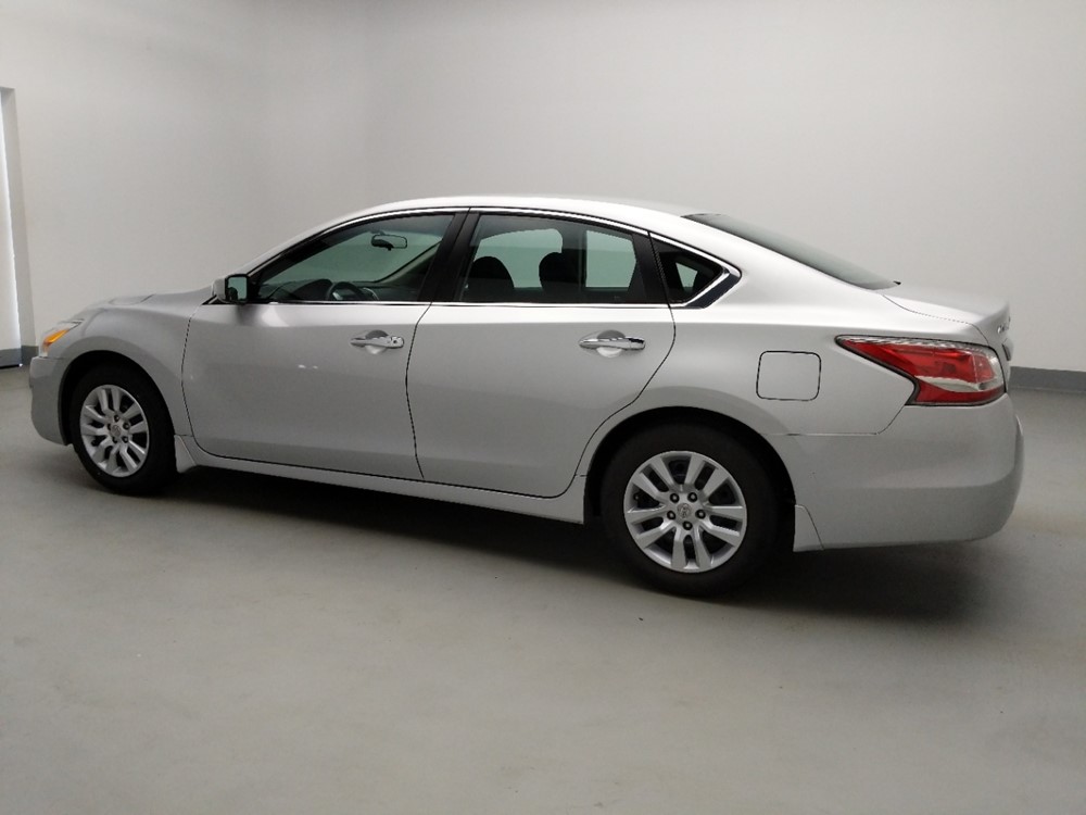 2015 Nissan Altima - Driver Rear Side