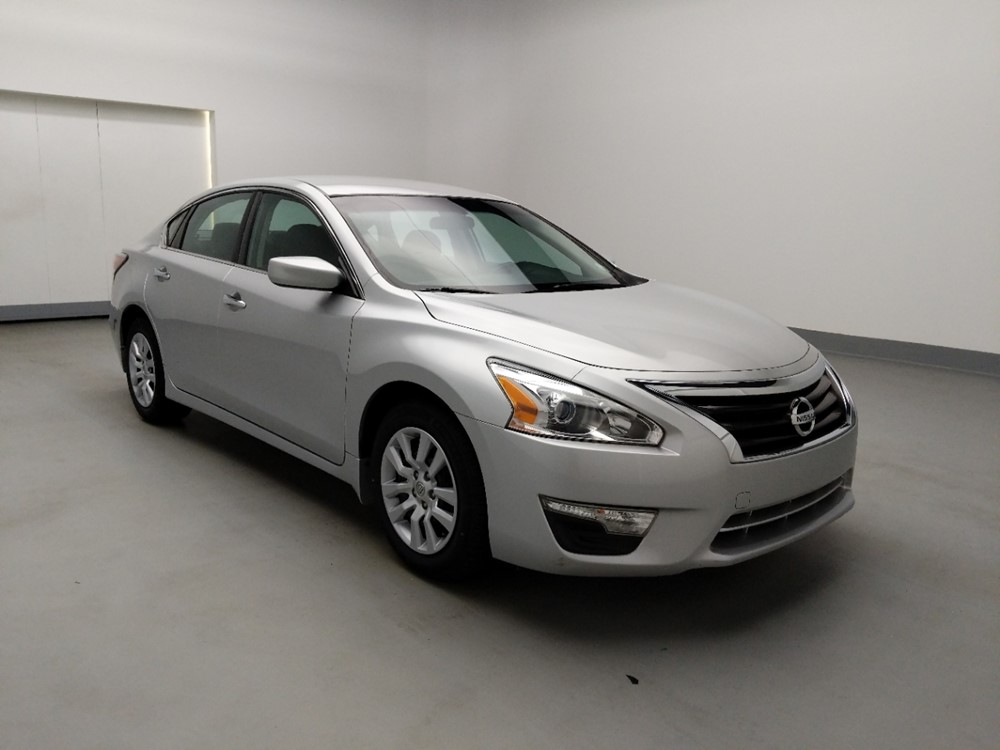 2015 Nissan Altima - Passenger Front Bumper