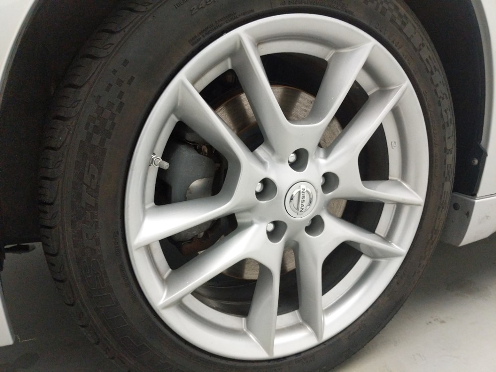 2014 Nissan Maxima - Wheel