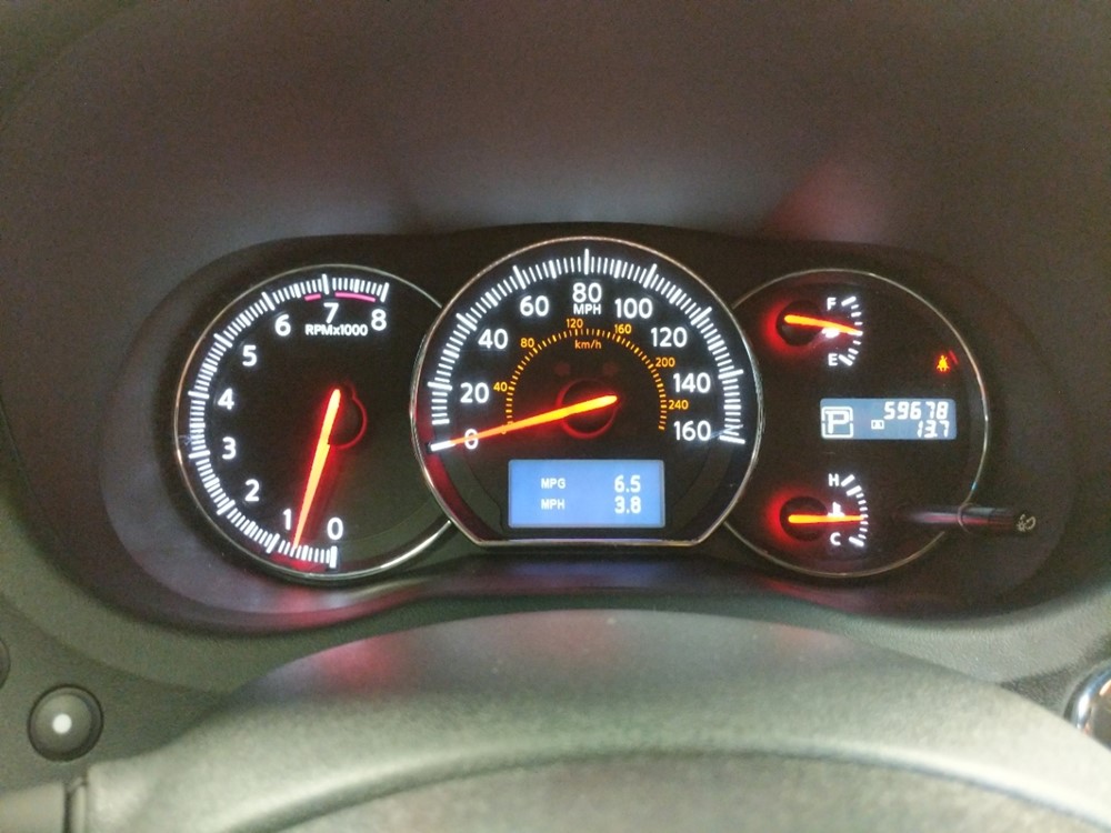 2014 Nissan Maxima - Odometer Close Up