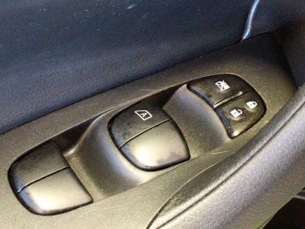 2016 Nissan Altima - Driver Power Windows/Lock Control