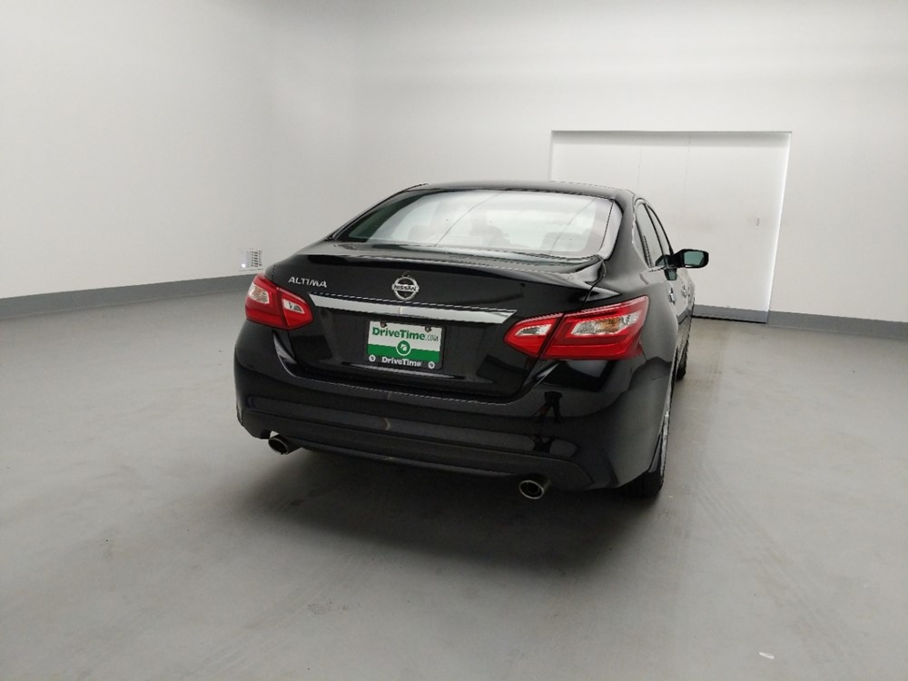 2016 Nissan Altima - Passenger Rear Trunk