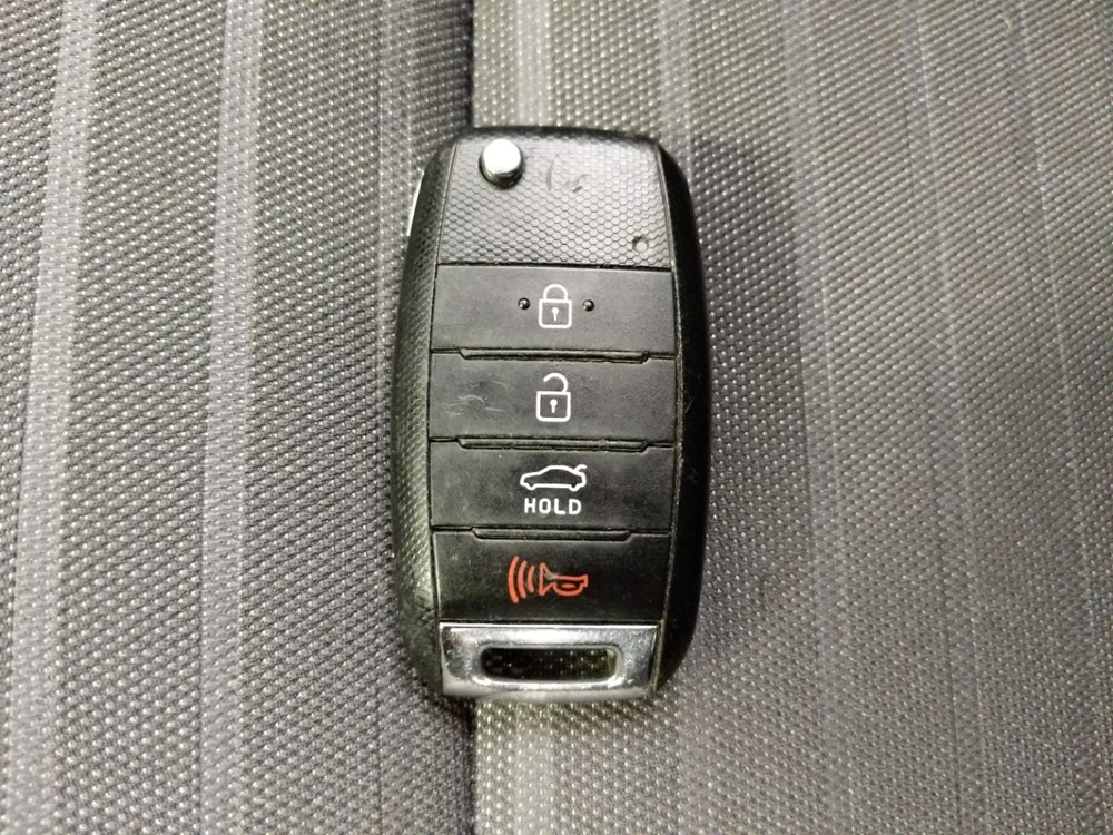 2017 Kia Forte - Keys