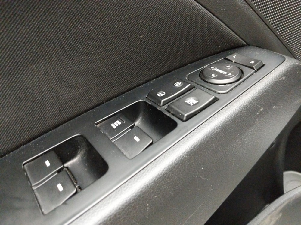2018 Hyundai Elantra - Driver Power Windows/Lock Control