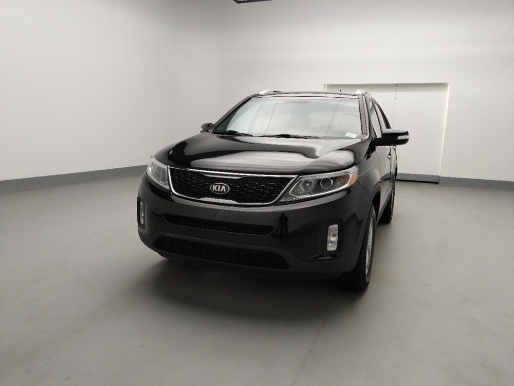 2014 Kia Sorento - Driver Front Hood