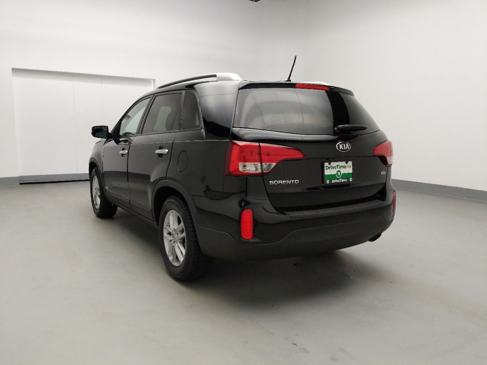 2014 Kia Sorento - Driver Rear Bumper