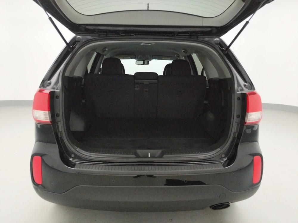 2014 Kia Sorento - Trunk