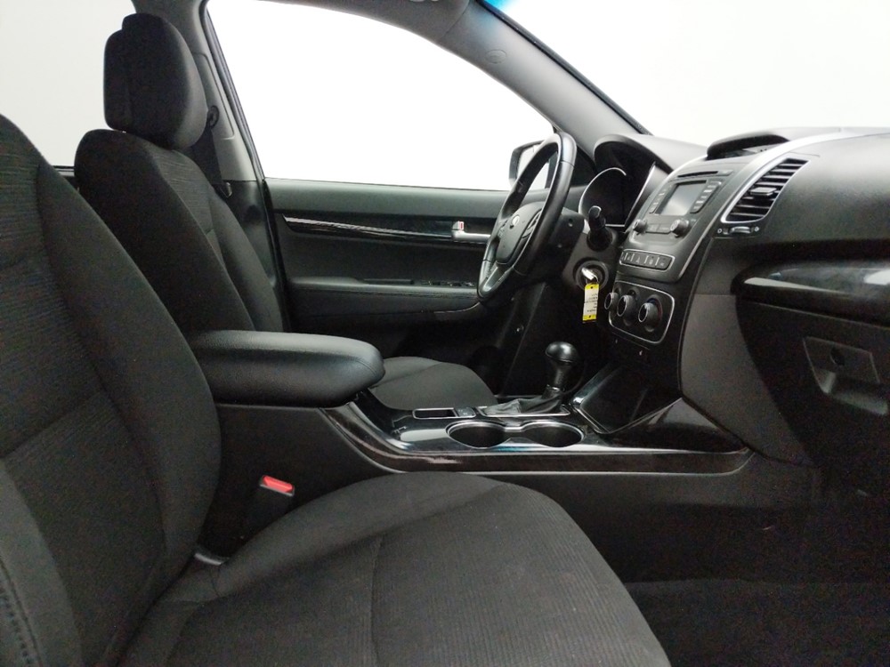 2014 Kia Sorento - Passenger Front Seat