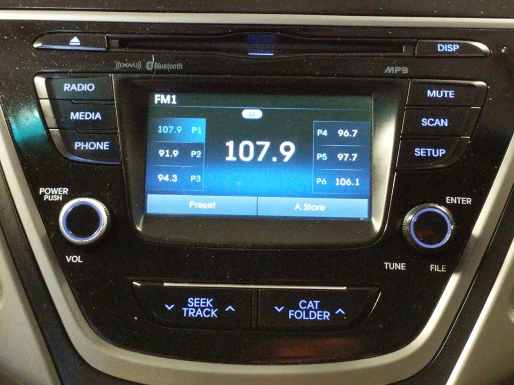 2015 Hyundai Elantra - Stereo Package