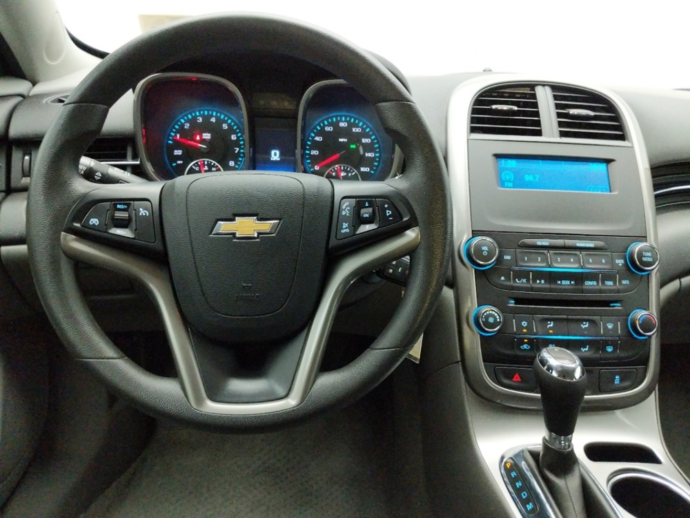 2016 Chevrolet Malibu - Driver Dash