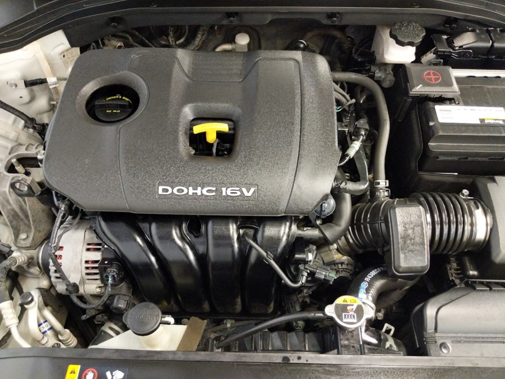 2017 Hyundai Elantra - Engine