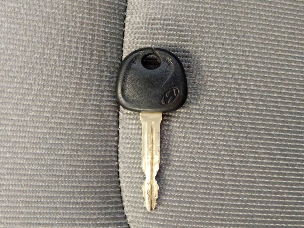 2017 Hyundai Elantra - Keys