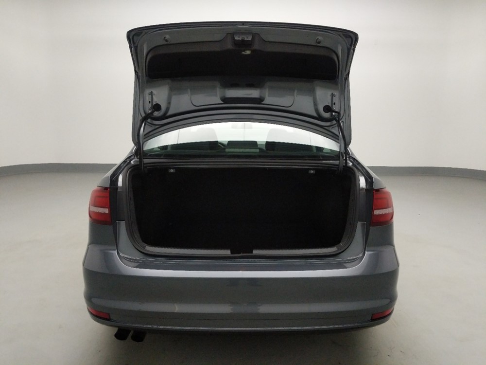 2017 Volkswagen Jetta - Trunk