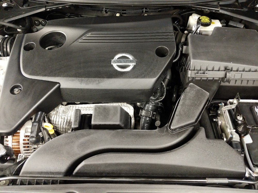 2015 Nissan Altima - Engine