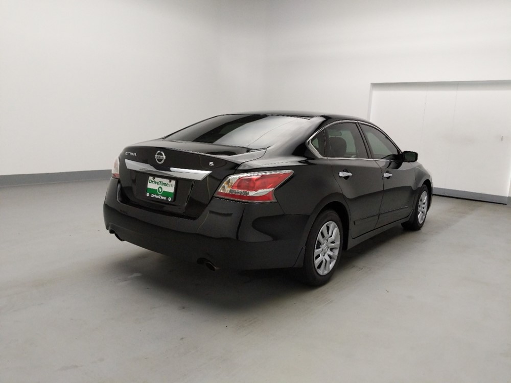 2015 Nissan Altima - Passenger Rear Bumper