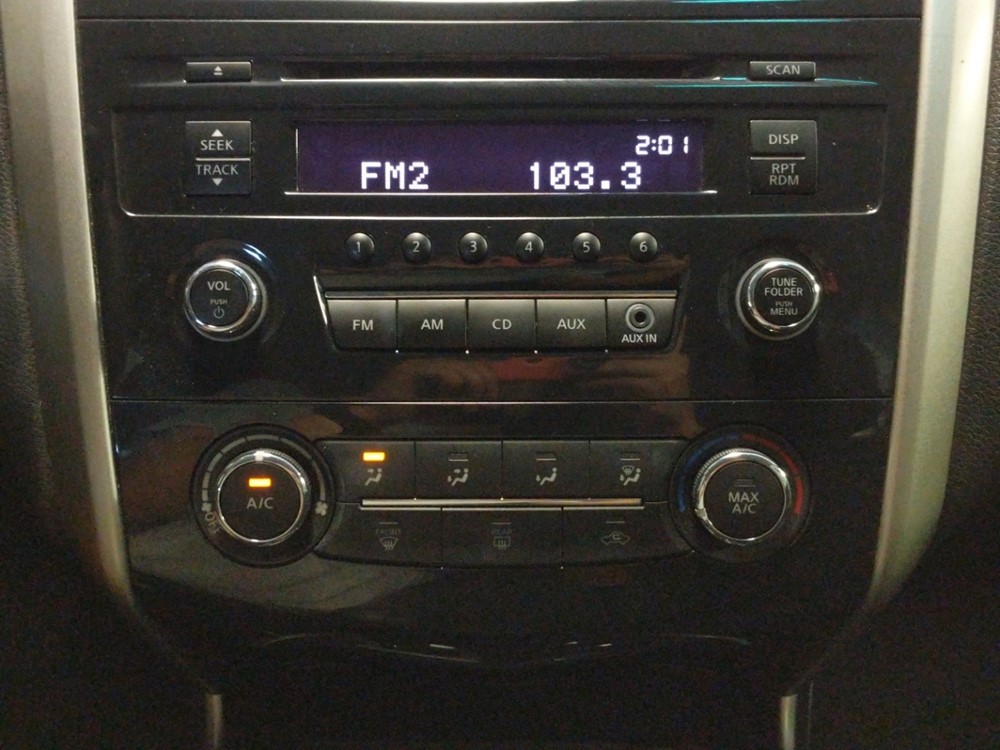 2015 Nissan Altima - Stereo Package