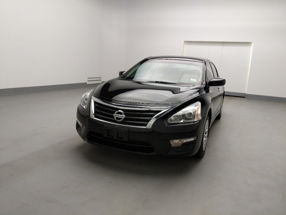 2015 Nissan Altima - Driver Front Hood