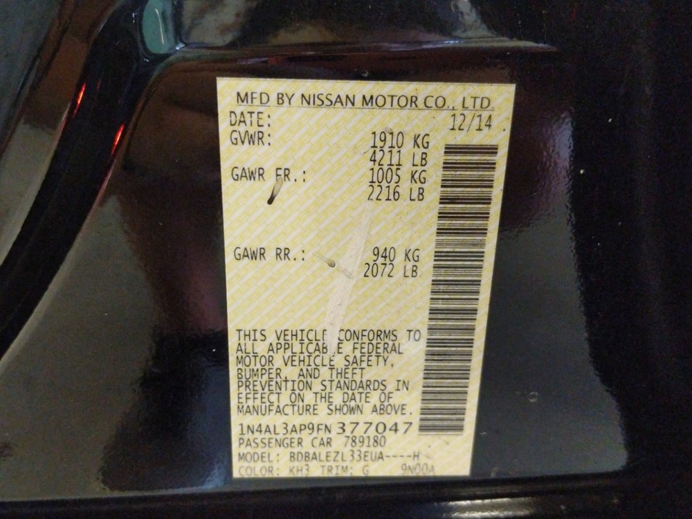 2015 Nissan Altima - VIN Plate