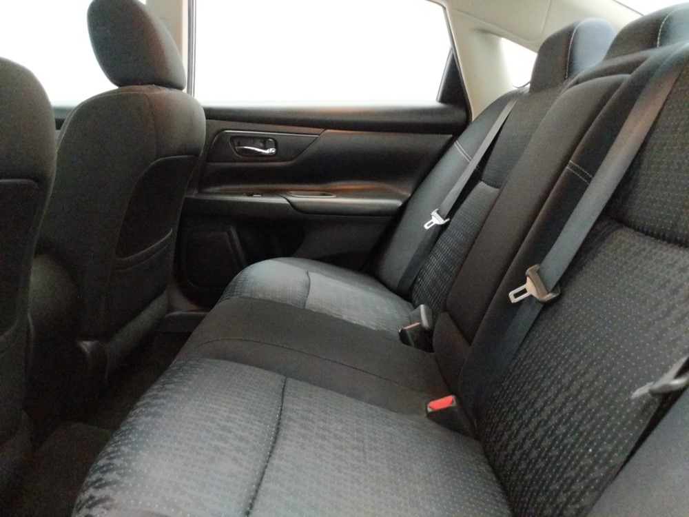 2016 Nissan Altima - Driver Rear Seat