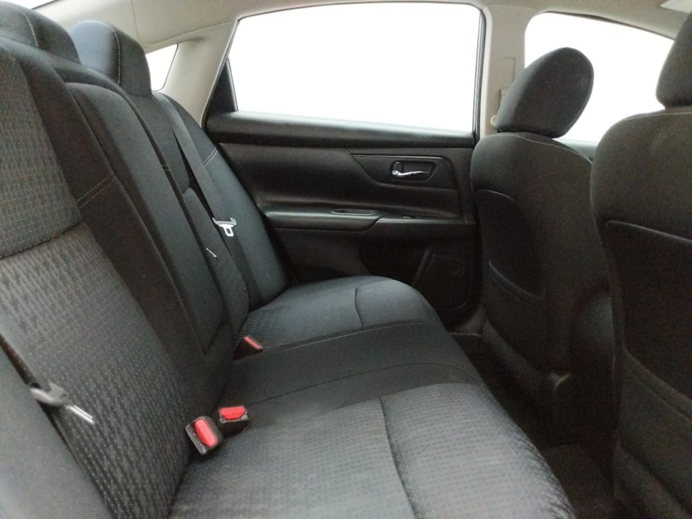 2016 Nissan Altima - Passenger Rear Seat