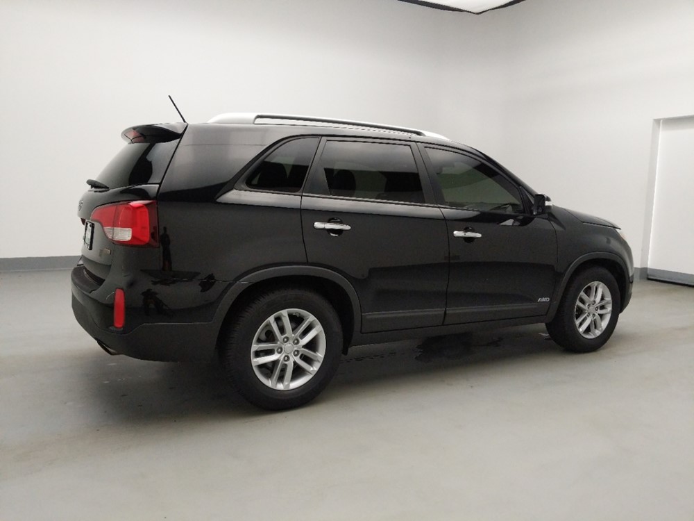 2014 Kia Sorento - Passenger Rear Side