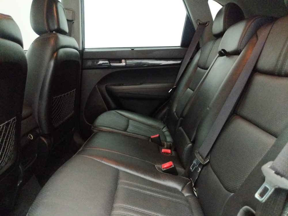2014 Kia Sorento - Driver Rear Seat
