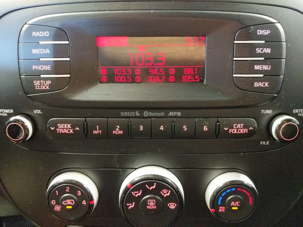 2016 Kia Soul - Stereo Package