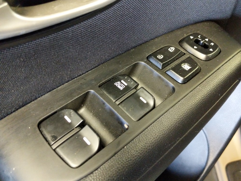 2016 Kia Soul - Driver Power Windows/Lock Control