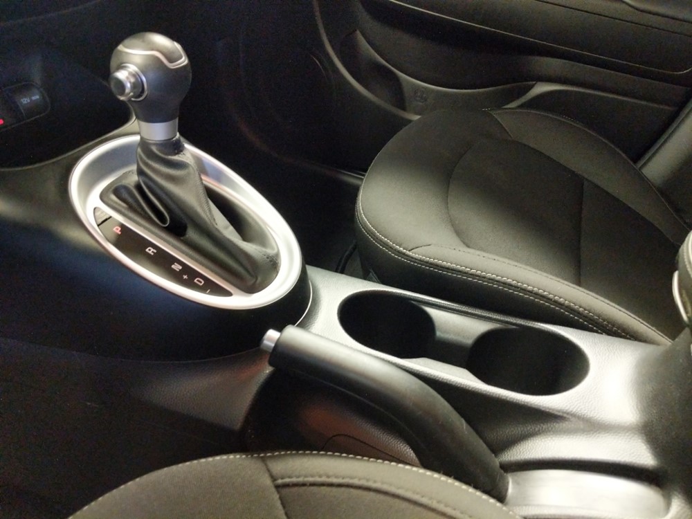 2016 Kia Soul - Center Console/Cup Holders