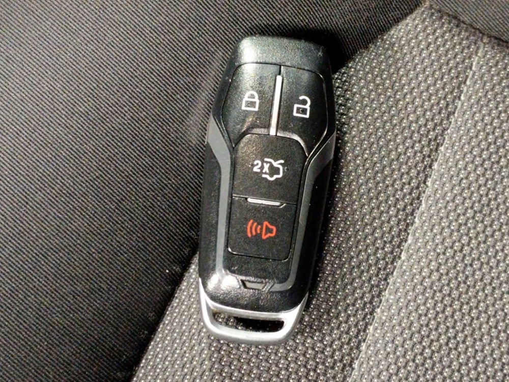 2015 Ford Edge - Keys