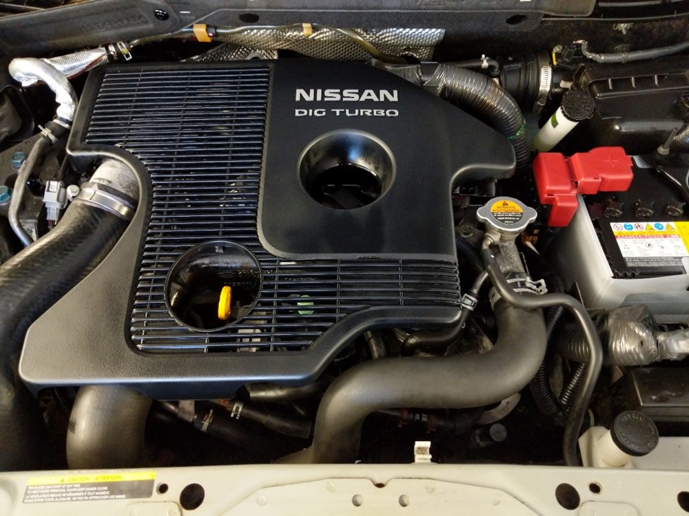 2014 Nissan JUKE - Engine