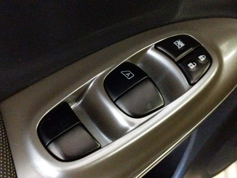 2014 Nissan JUKE - Driver Power Windows/Lock Control