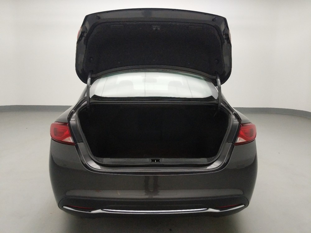 2015 Chrysler 200 - Trunk