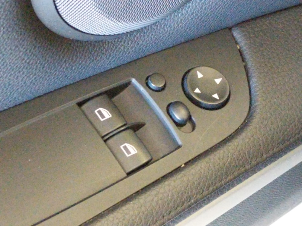 2011 BMW 328i - Driver Power Windows/Lock Control