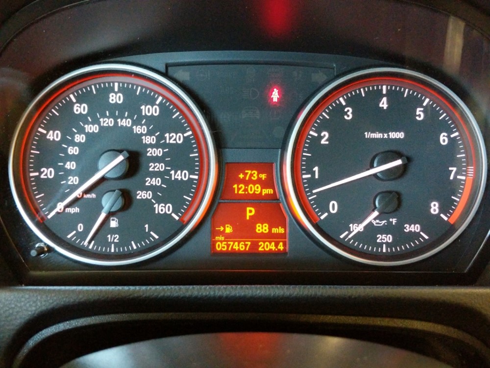 2011 BMW 328i - Odometer Close Up