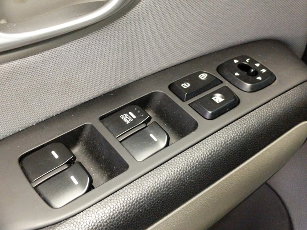 2016 Kia Soul - Driver Power Windows/Lock Control